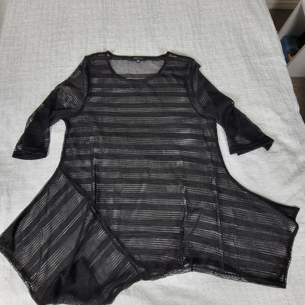 Athena Marie Swimm Cover Up Women's M Black Open Knit Short Sleeve Asymmetric